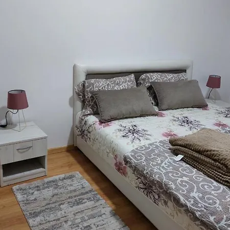 Verona Apartment *